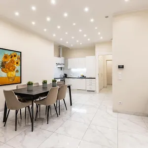 Spacious 2 Bedroom Nearby Center , וינה אוסטריה