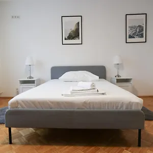 Retro In The Center. , וינה אוסטריה