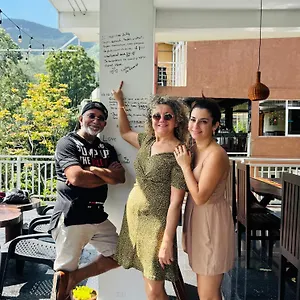 Adams Peak נלת'אניה